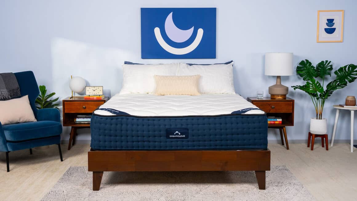 dreamcloud mattress review 2024
