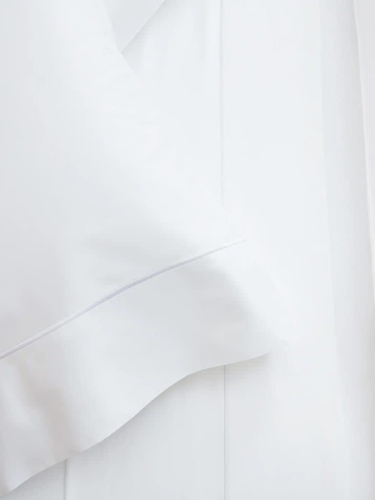 product image of the Boll and Branch Signature Embroidered Sheet Set.