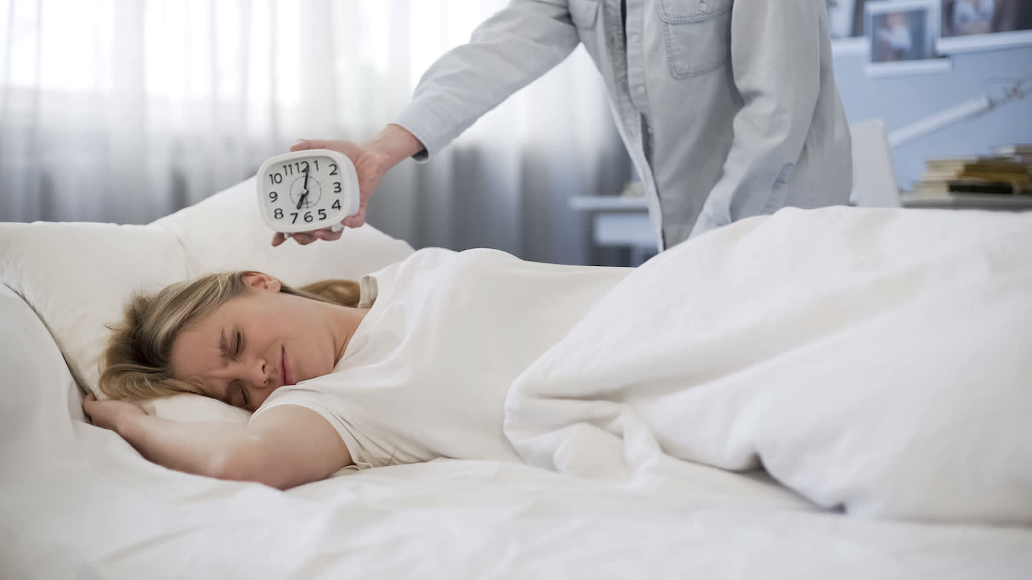 Delayed Sleep Phase Syndrome: Symptoms, Causes, and Treatments